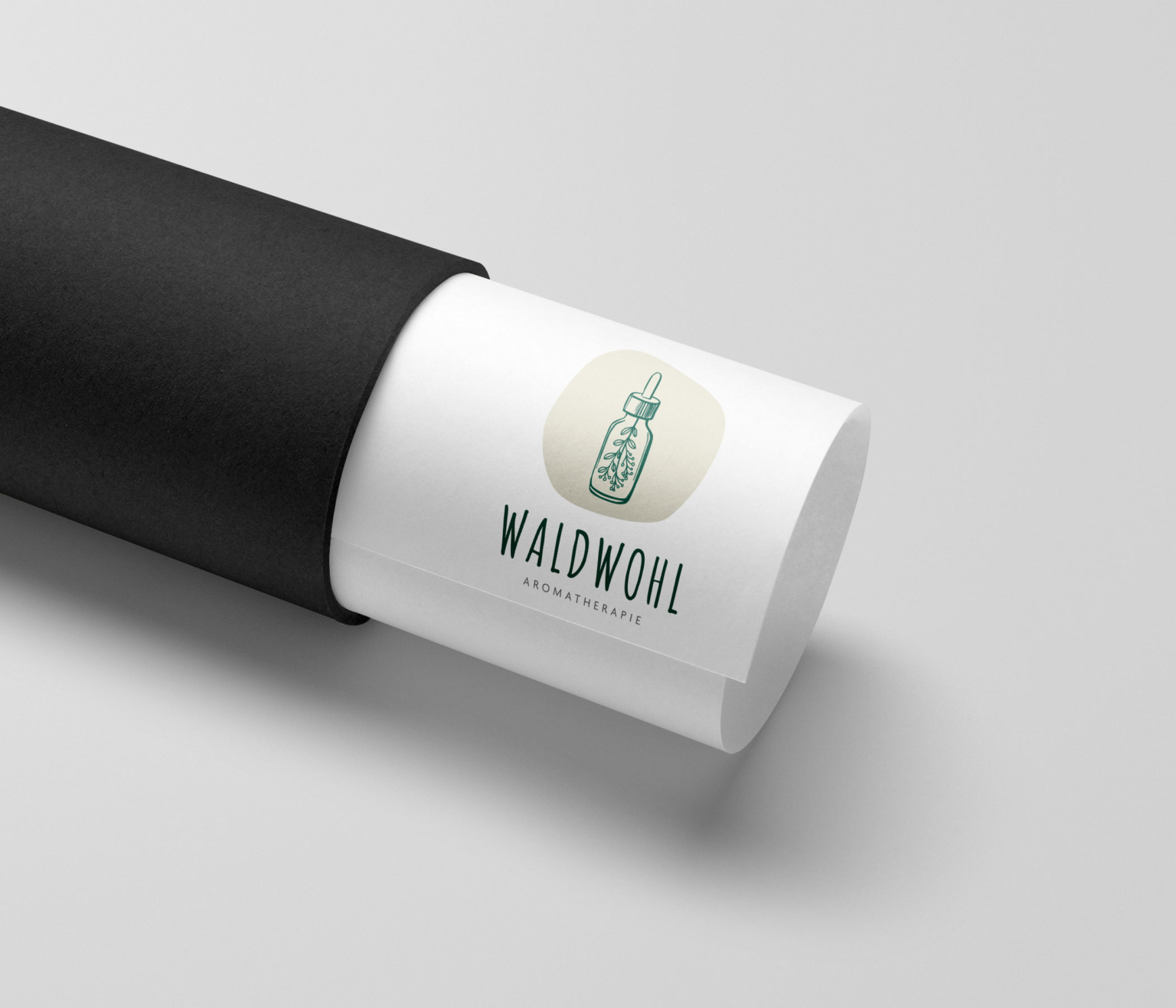 Logo Design für Waldwohl auf einem Papier